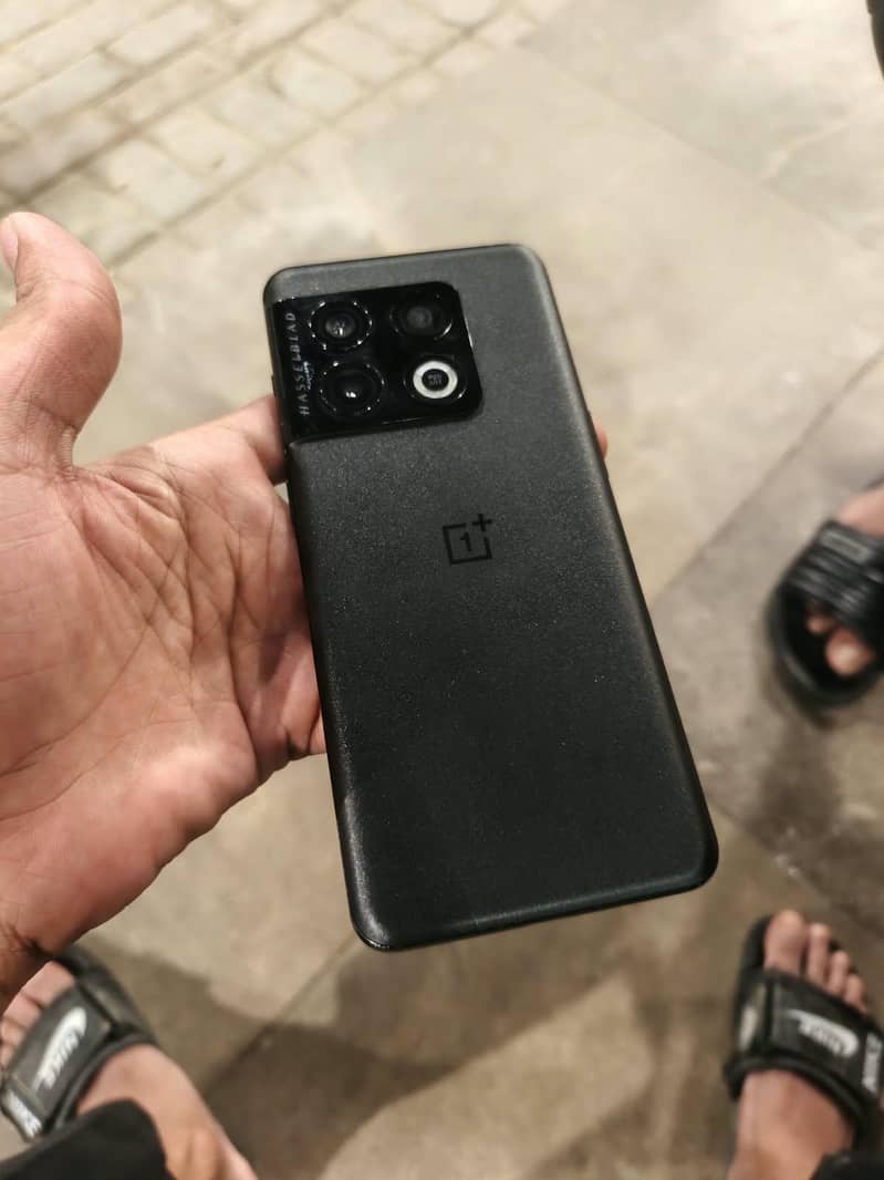 One Plus 10 Pro 0