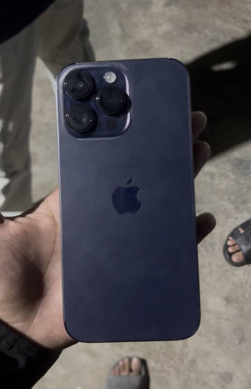 Apple iPhone 14 Pro Max 3