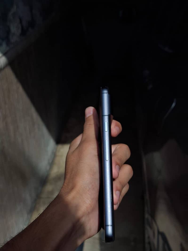 Google Pixel 8 3