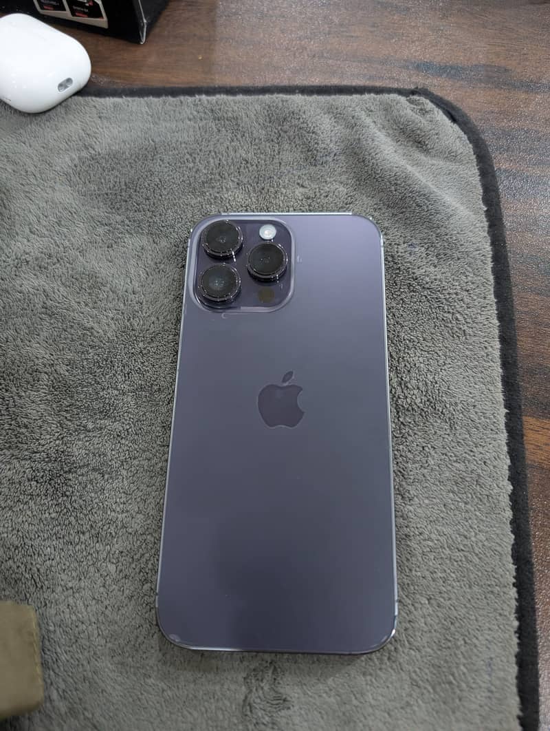 Apple iPhone 14 Pro Max 2