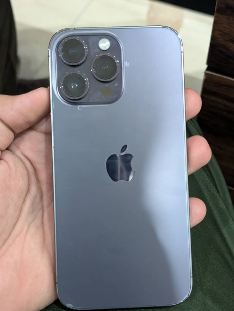 Apple iPhone 14 Pro Max 6