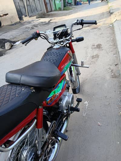 Honda CD 70 For Sale