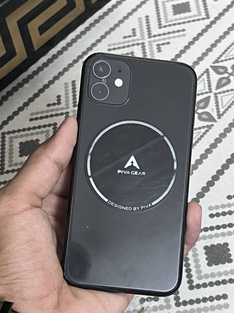 Apple iPhone 11 0