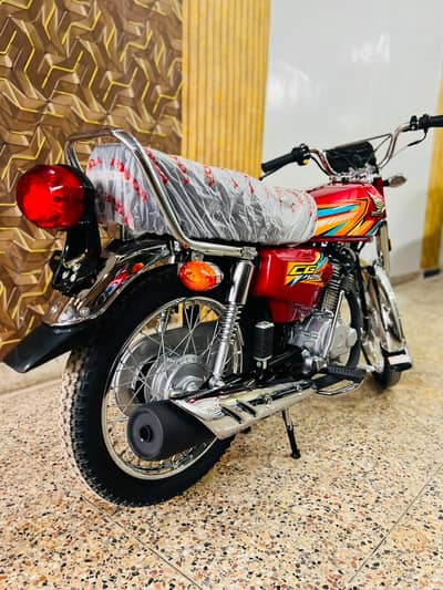 Honda CG 125 2026 | Only 520 KM Driven | Like New | Karachi Registered