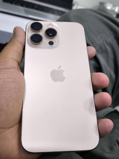 Apple iPhone 16 Pro Max