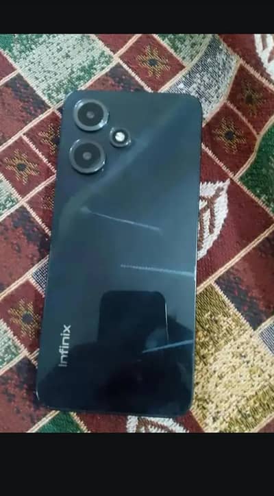Infinix Hot 30 Play