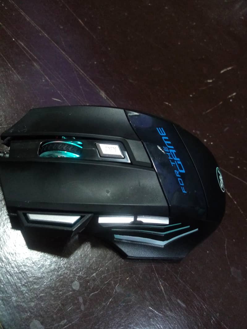 Gaming mouse 4
