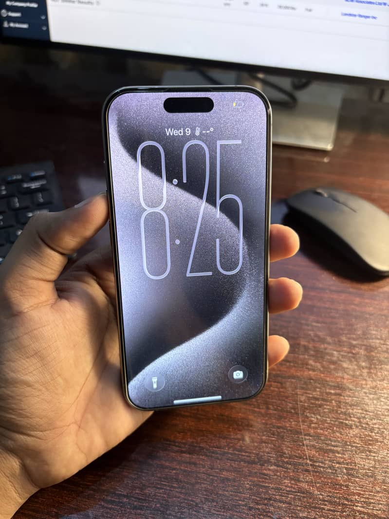 Apple iPhone 15 Pro 1