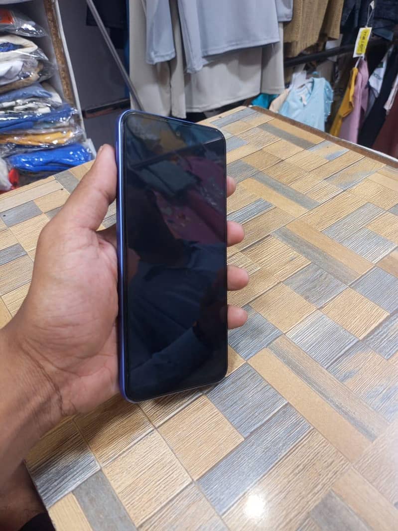 Tecno CAMON 40 0