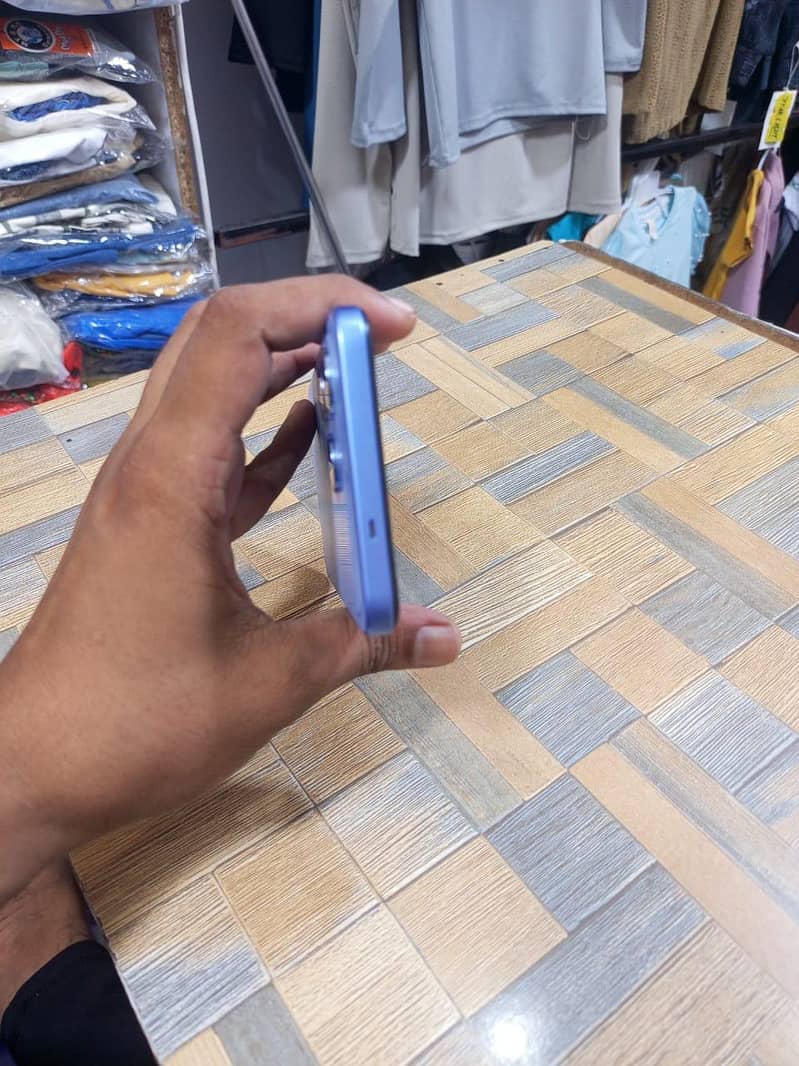 Tecno CAMON 40 5