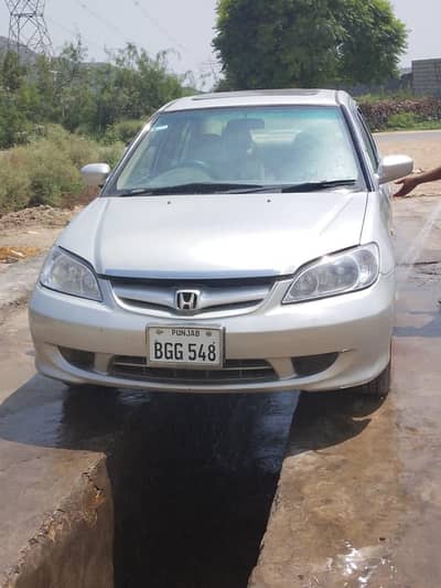 Honda Civic Oriel 2004