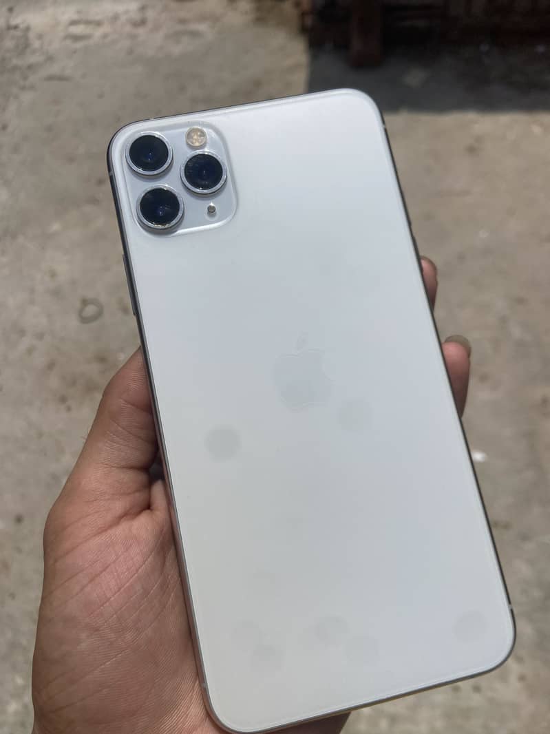 Apple iPhone 11 Pro Max 0