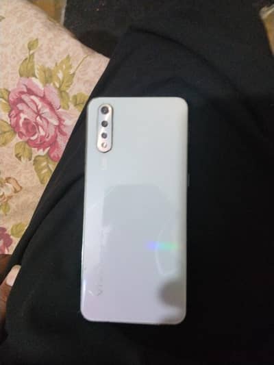 Vivo S1