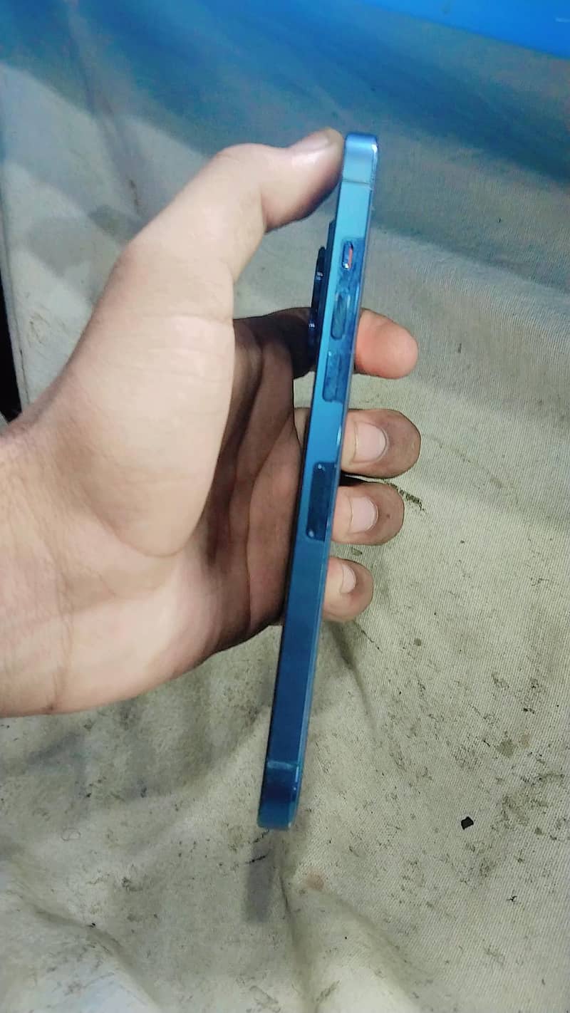 Apple iPhone 12 Pro Max 1