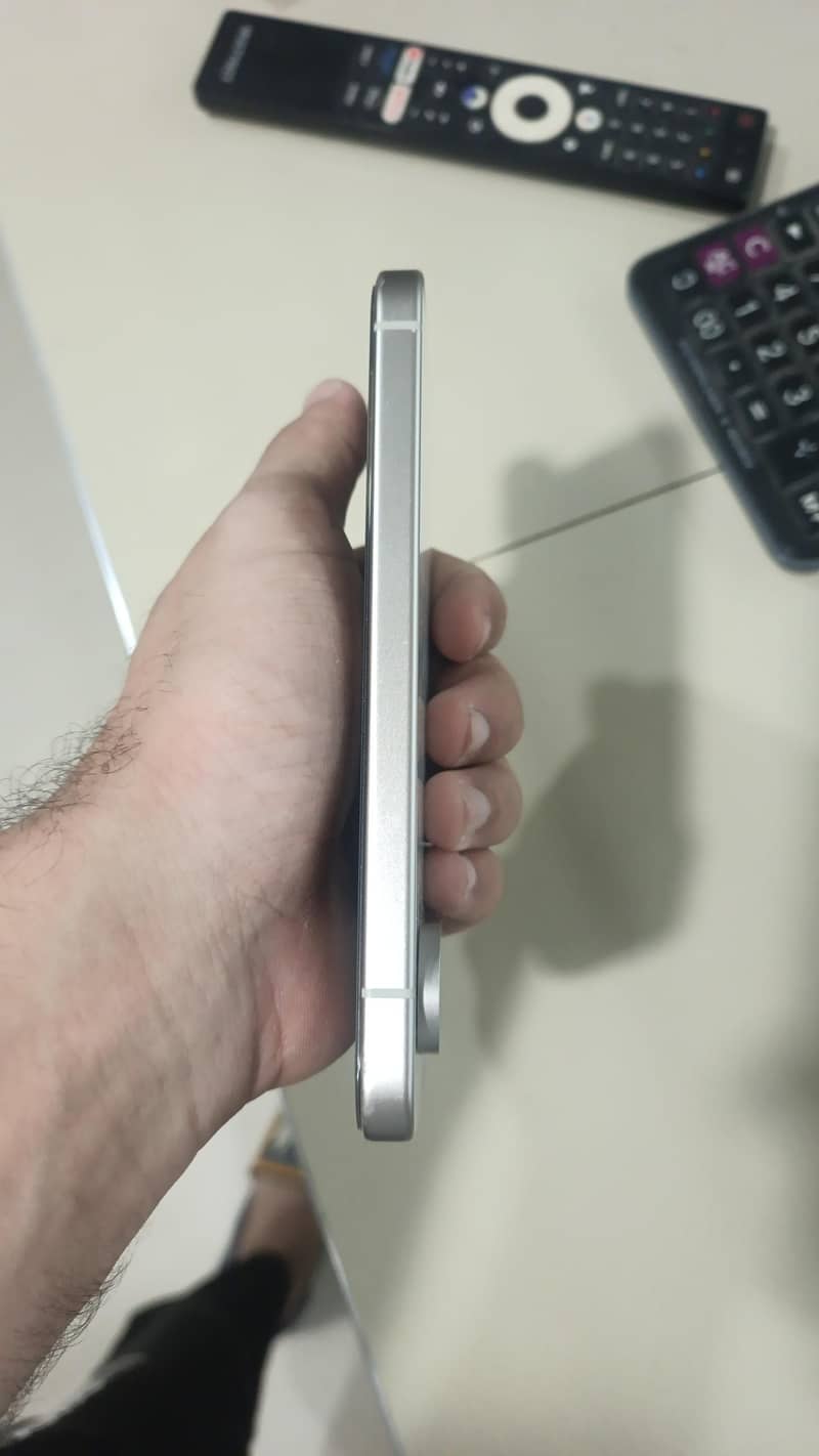 Google Pixel 9 2