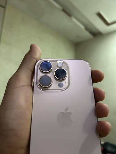 Apple iPhone 16 Pro