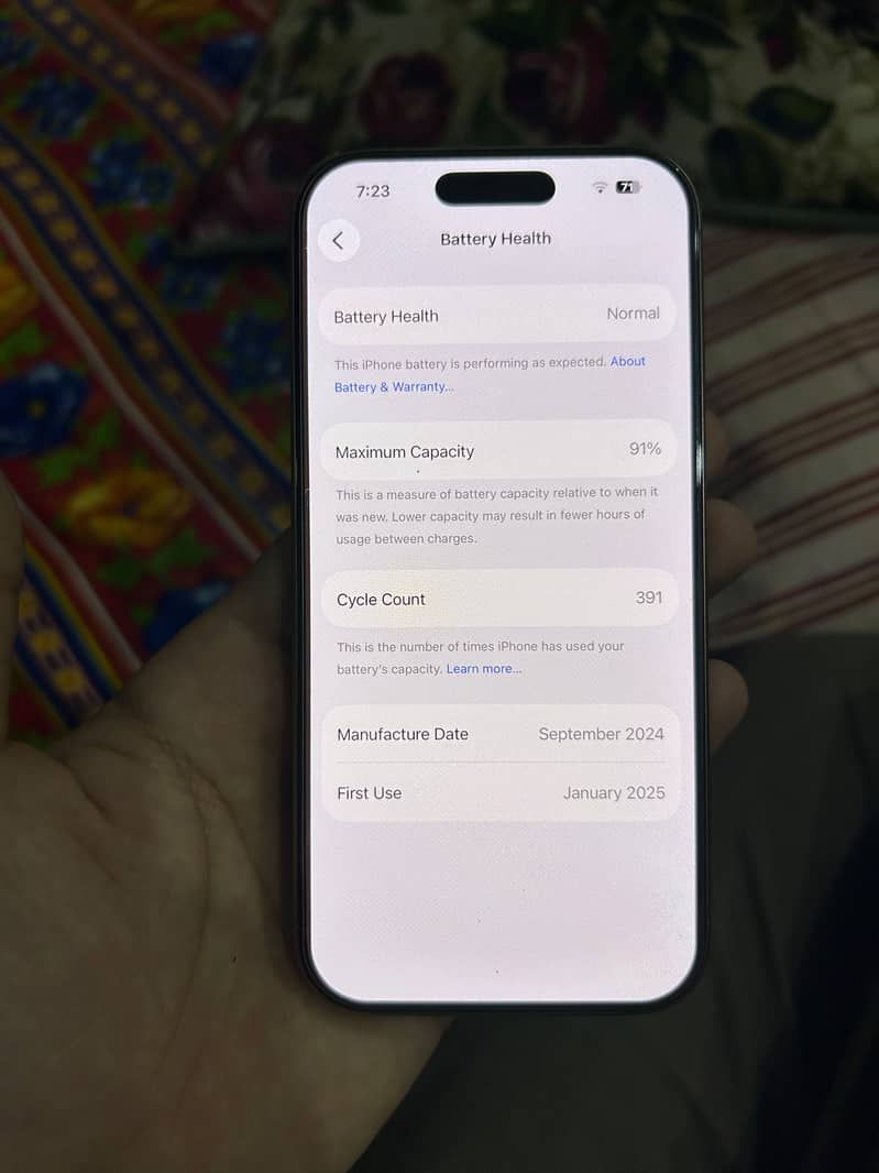 Apple iPhone 16 Pro 4