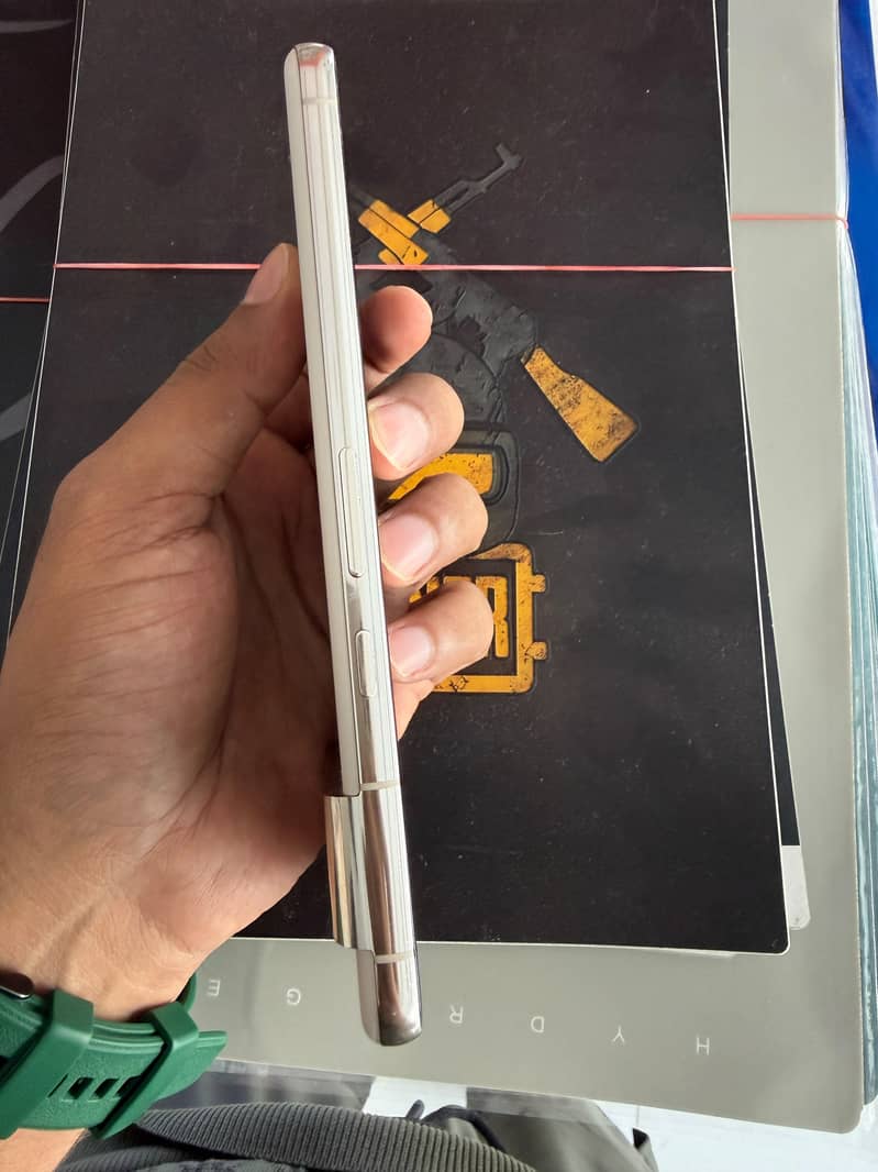 Google Pixel 8 Pro 2