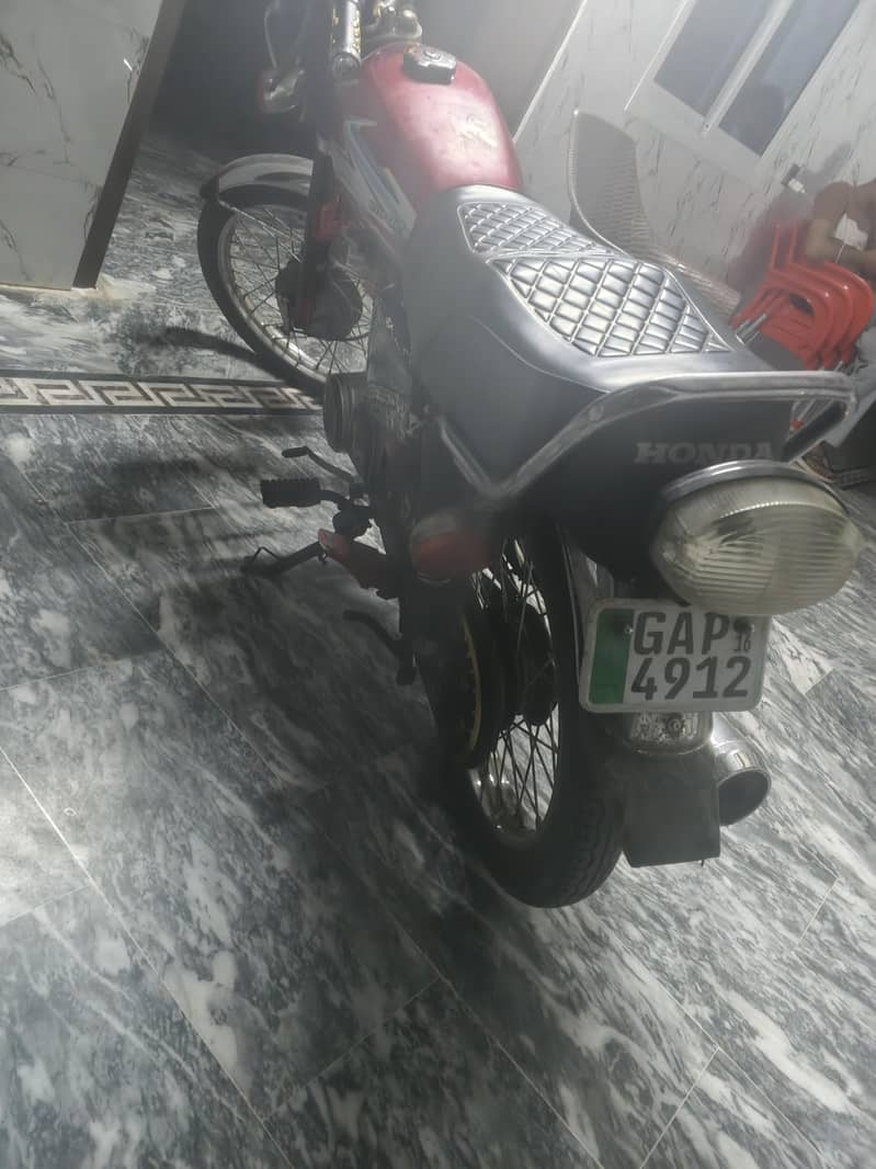 GAL4912 2016 model 1