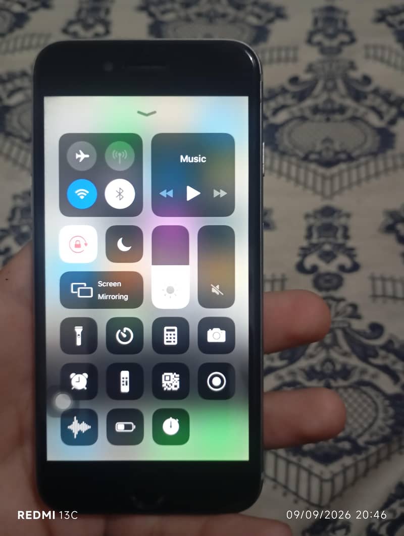 Apple iPhone 6 2