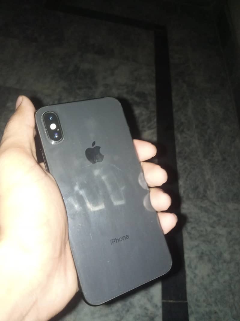 Apple iPhone X 1