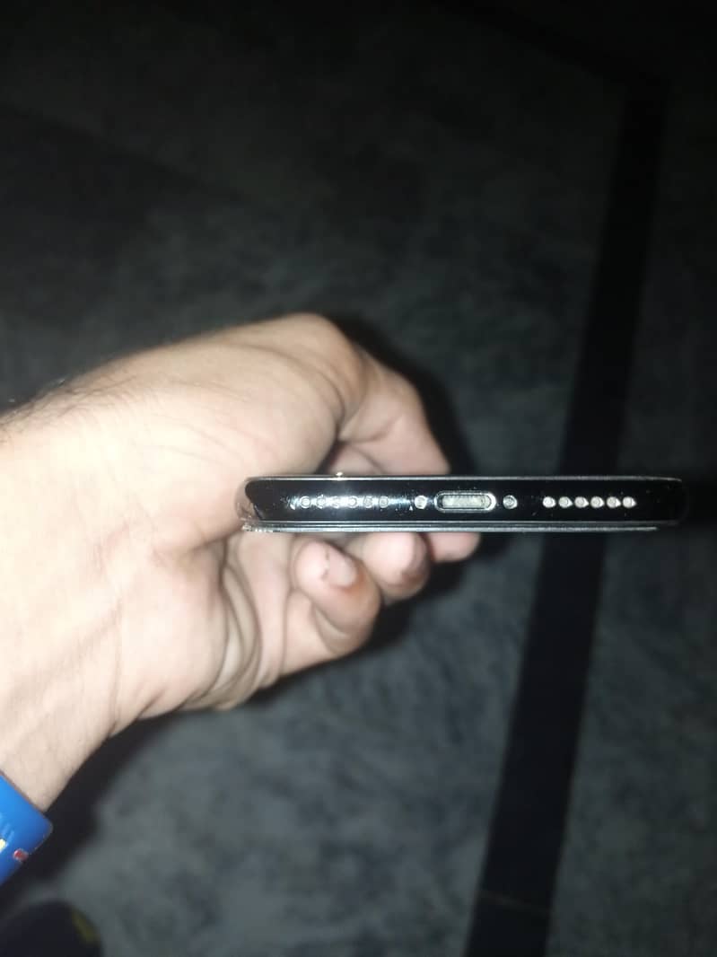 Apple iPhone X 2
