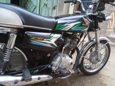 Honda 125 2023