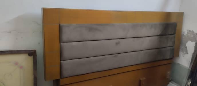 Bed Set Metress Side tables Dressing