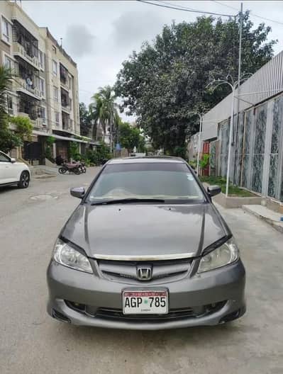 Honda Civic Prosmetic 2005 automatic with sunroof