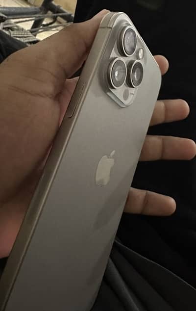 Apple iPhone 15 Pro Max
