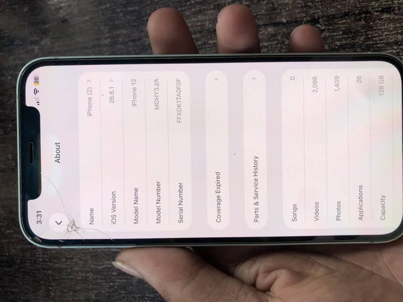Apple iPhone 12 4