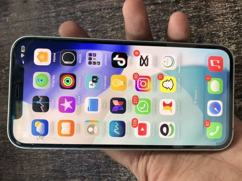Apple iPhone 12 5