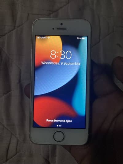 I phone se 1st generation