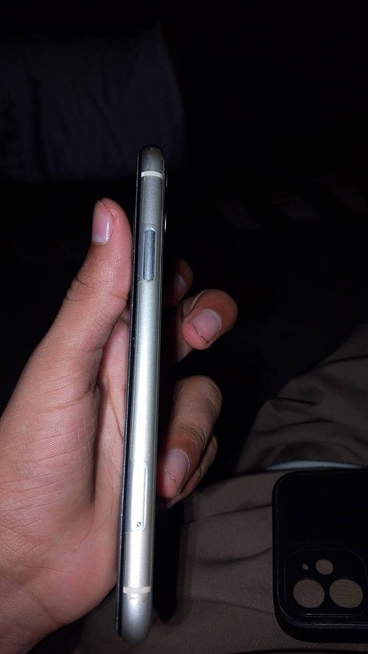 Apple iPhone 11 2