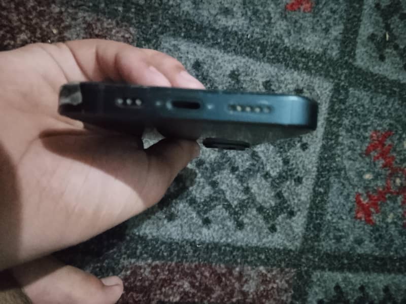 Apple iPhone 14 2