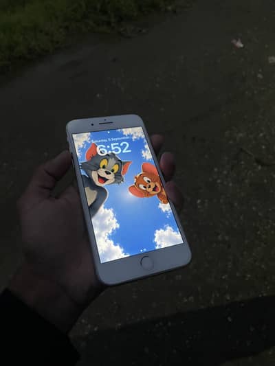 Apple iPhone 8 Plus