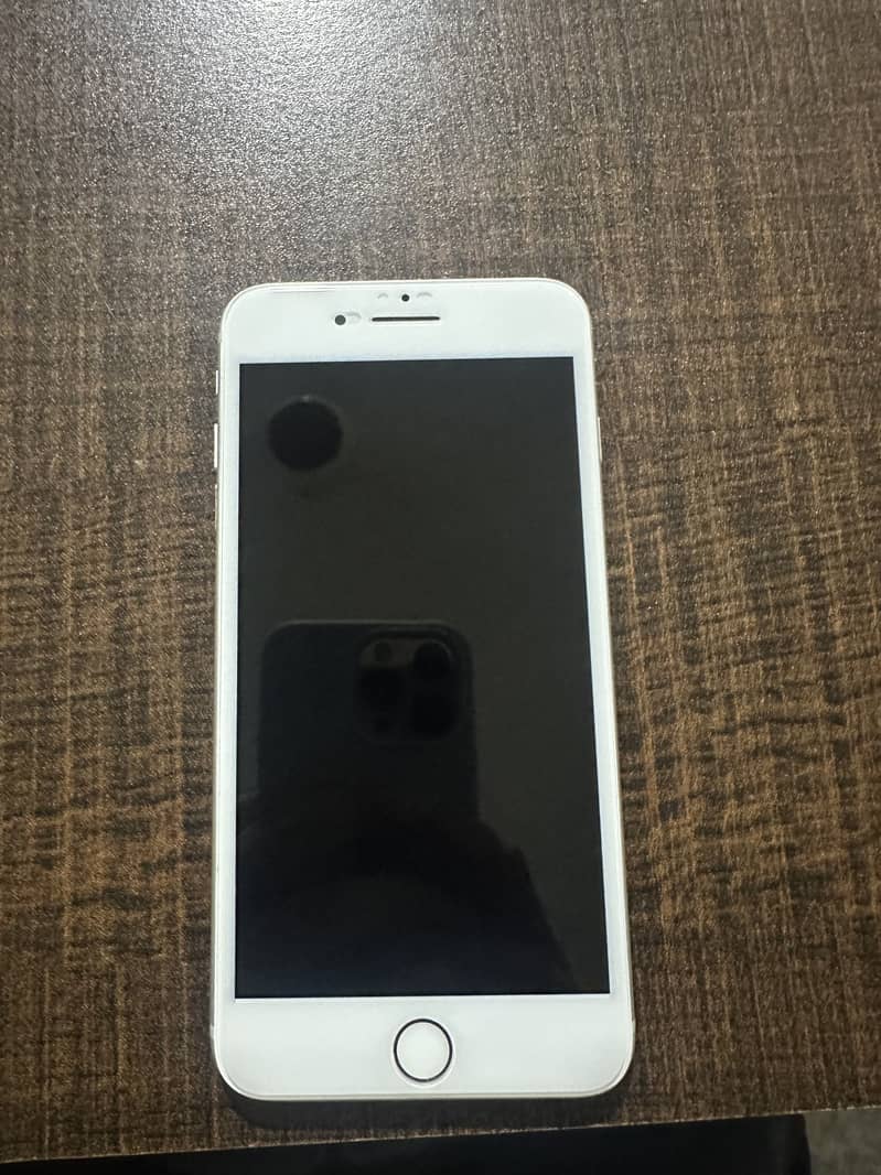 Apple iPhone 7 Plus 1
