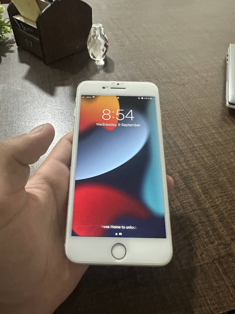 Apple iPhone 7 Plus 4
