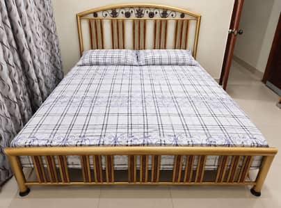 King Size Heavy Iron Bed (6x6.5) With Molty Foam Mattress