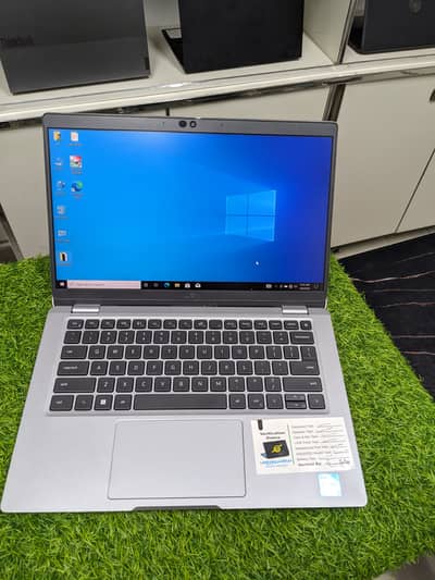 Dell Latitude 5330 i5 12th Gen 16GB RAM 256GB SSD FHD Backlit