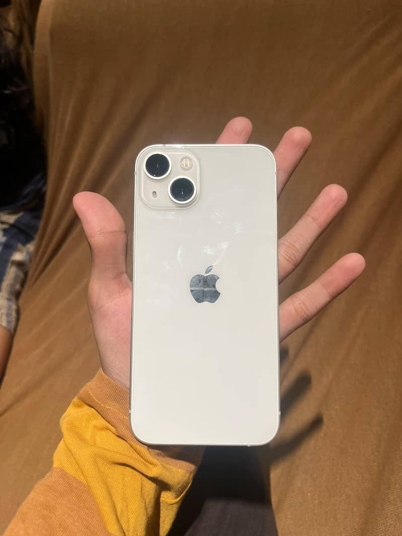Apple iPhone 13 1
