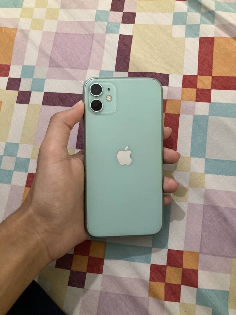 Apple iPhone 11 0