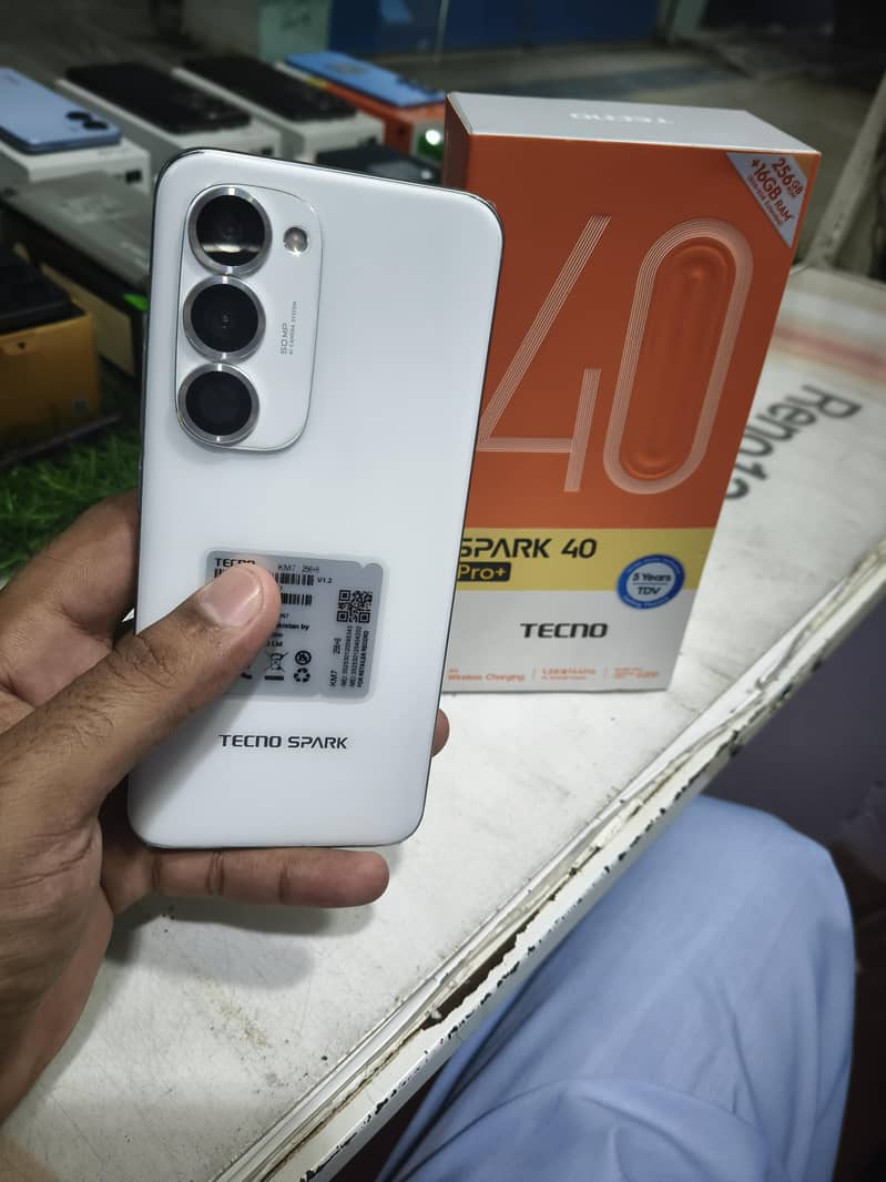Tecno Spark 40pro Plus 0