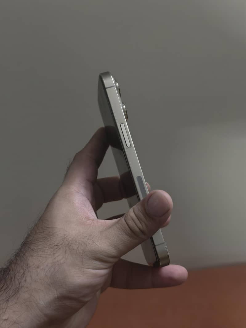 Apple iPhone 13 Pro 1