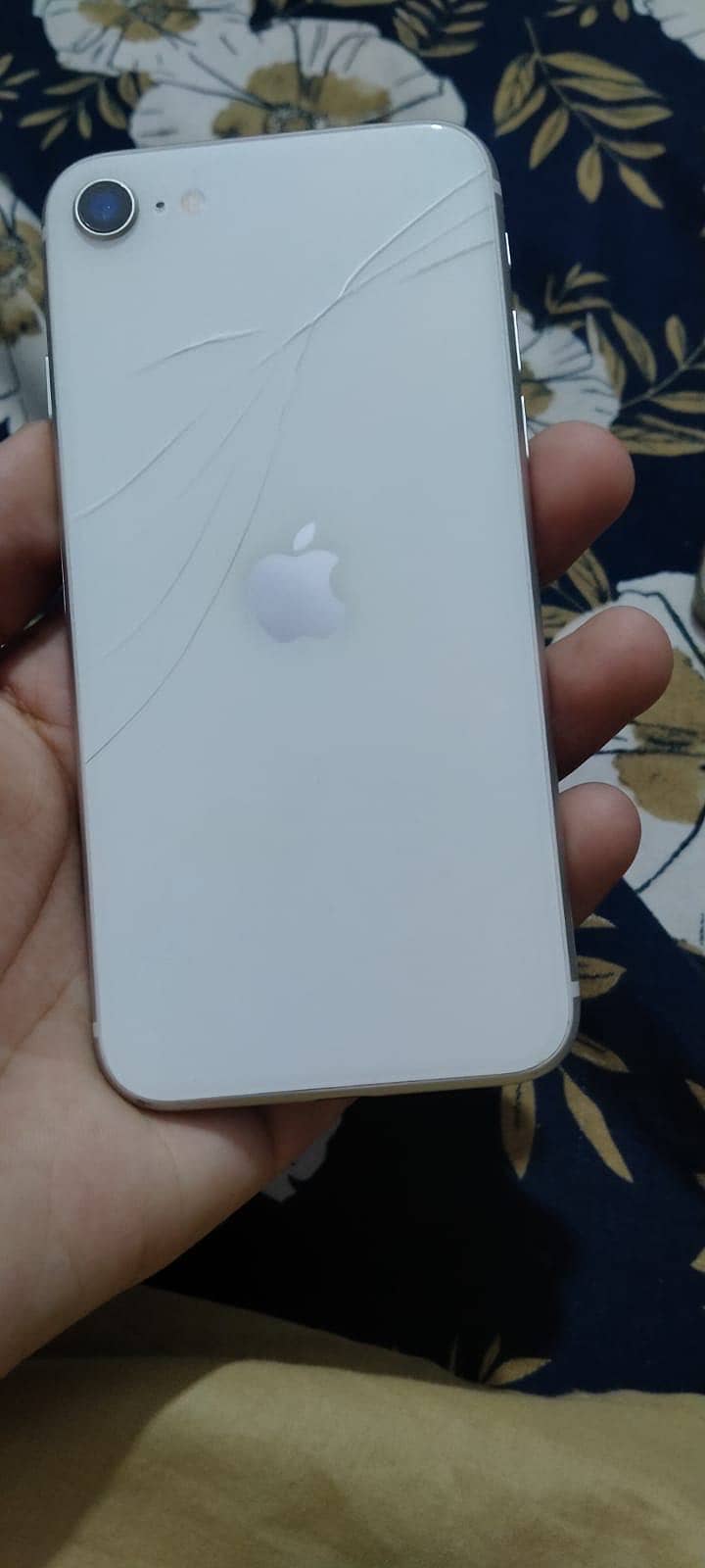 Apple iPhone SE 3