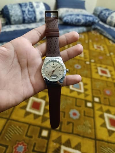 SWISS WATCH BROWN WHITE EDITION