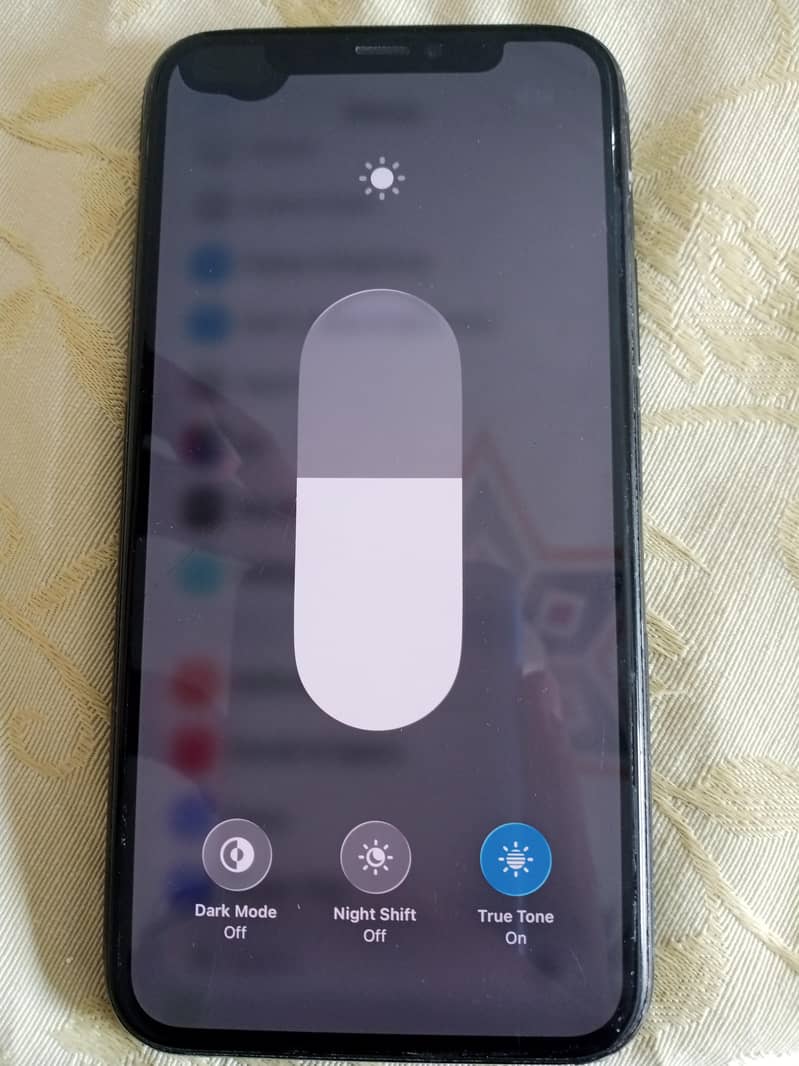 Apple iPhone 11 Pro 2