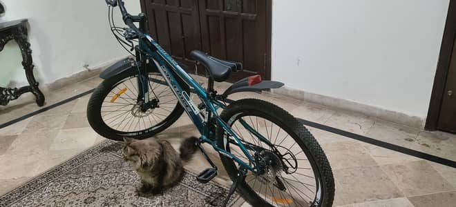 New Excellent Condition Gear Cycle