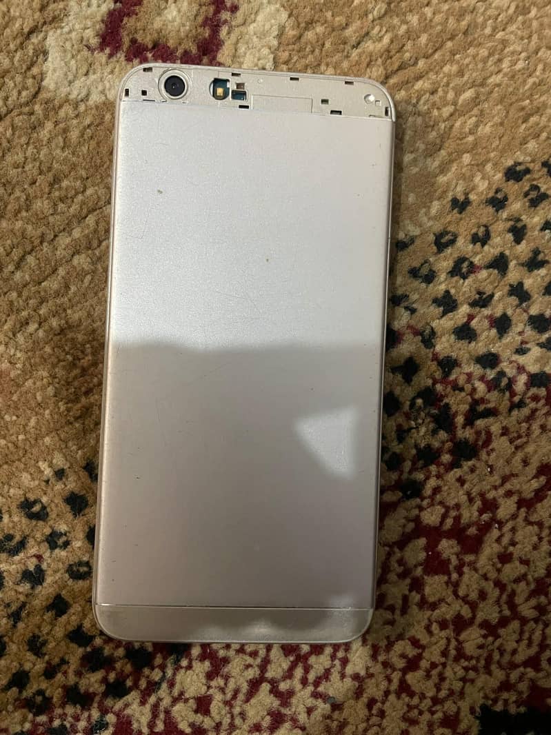 OPPO A57 1