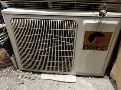 Gree used ac 1 ton non inverter